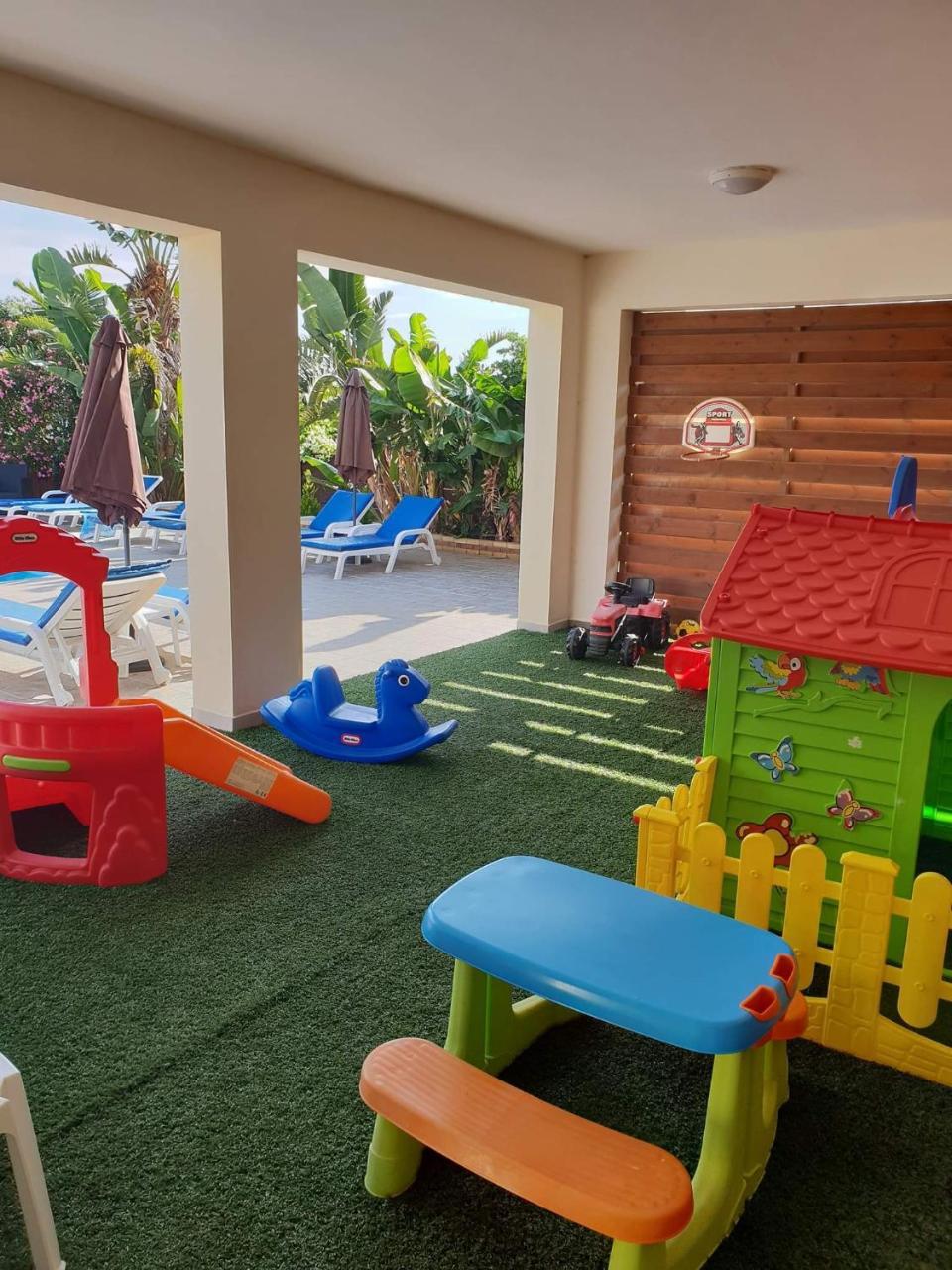 Kanalli Apartments 포모스 외부 사진